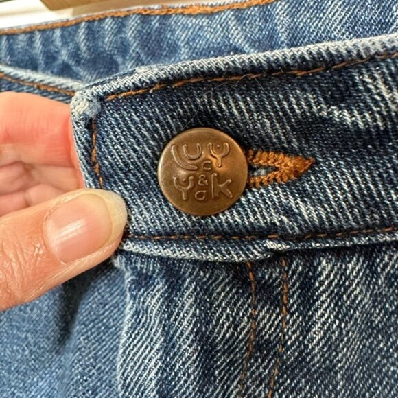 Lucy and Yak Blue Straight Tapered Leg Mom Jeans Size 28 - Picture 2 of 8